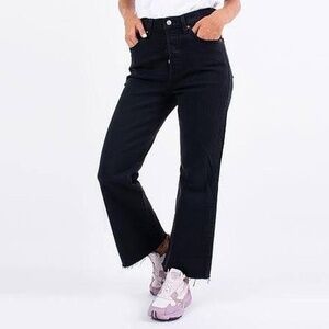 Black Levi’s Ribcage Crop Flare Jeans